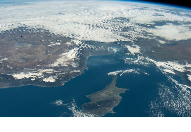 Gezeravcı, uzaydan çektiği Doğu Akdeniz fotoğraflarını paylaşt