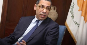 Rum Dışişleri Bakanından Kıbrıs sorununa ilişkin: “Kaldığımız yerden başlamaya hazırız”